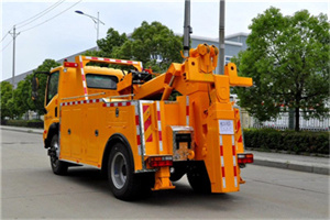 桦南高速路拖车费